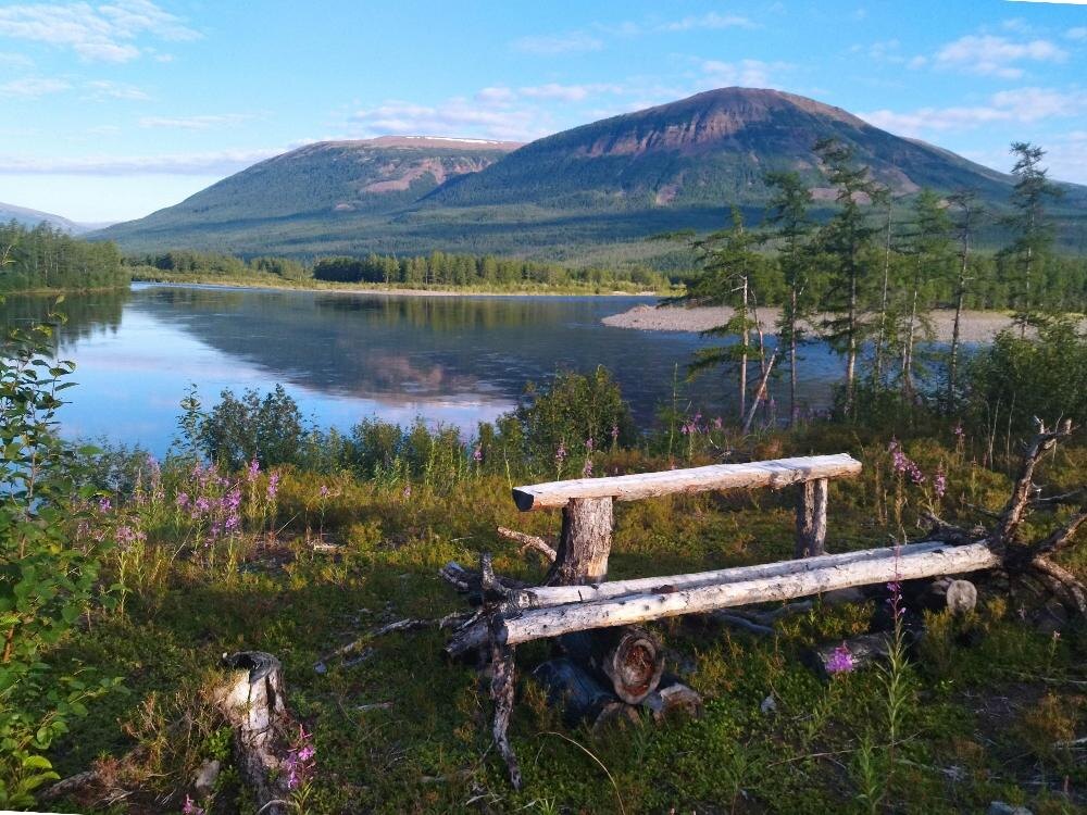 Место для созерцания. Слияние Курейки и Яктали