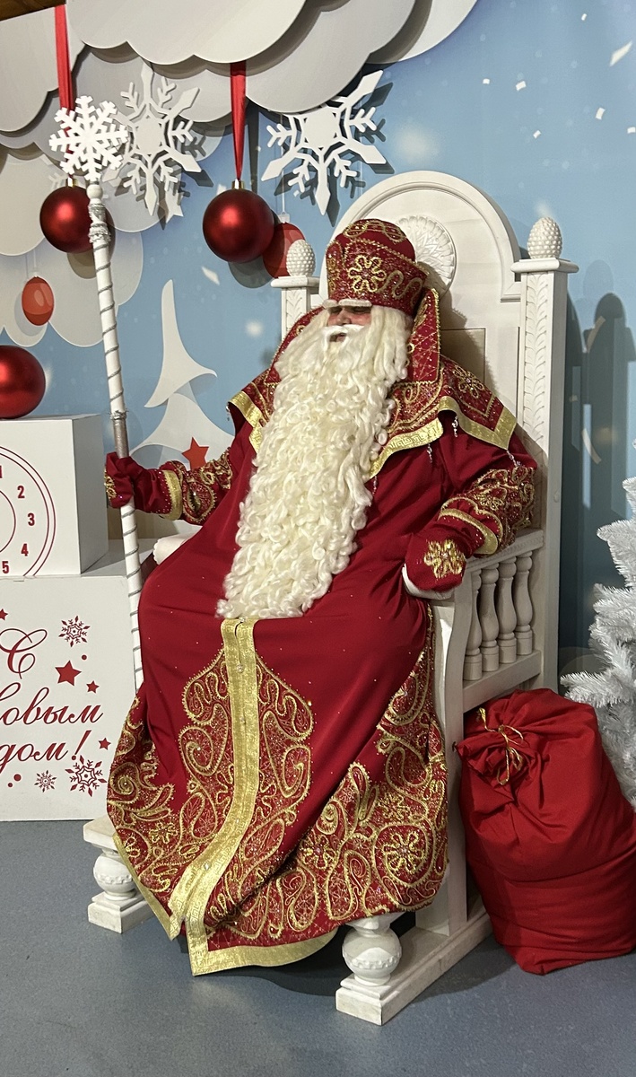 Дед Мороз есть! И он настоящий северный великан! Фото автора 