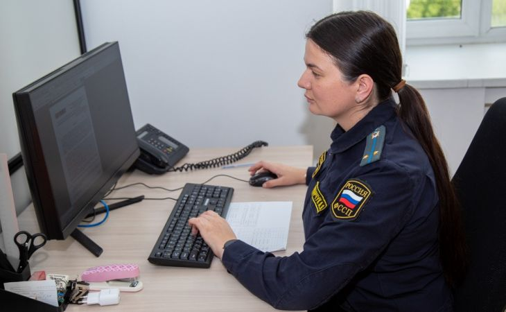 Судебные приставы. Фото: ФССП по Алтайскому краю