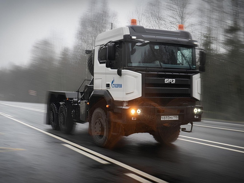    Тяжелый грузовик БАЗ 6х6 на сборочной линии бывшего завода Scania в Шушарах