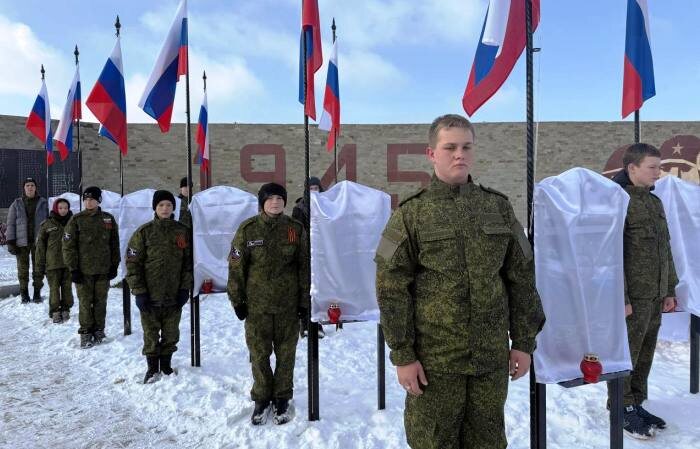 В астраханском селе открыли Аллею Памяти