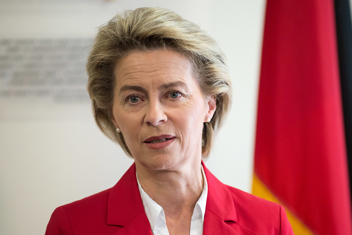 Обещанный фон дер Ляйен крах России так и не наступил.  Фото: служба распространения визуальной информации Министерства обороны США / dvidshub.net / DOD photo by U.S. Air Force Staff Sgt. Jette Carr (Public Domain)