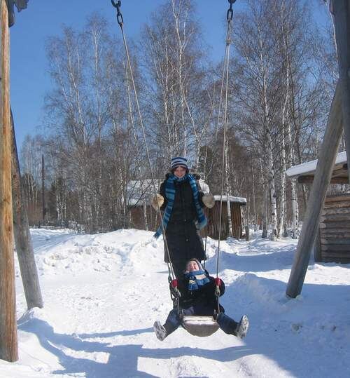 автор канала в 2005-2006-ом году с какой-то чужой девочкой в Тальцах