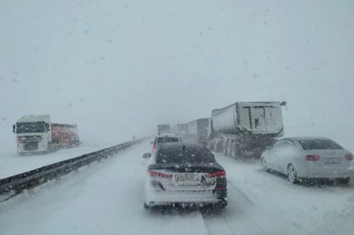    В Ростовской области МЧС на дорогах организовало 12 пунктов обогрева