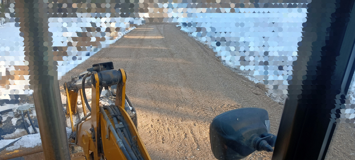 На фото моя работа, до начала работы котка. 