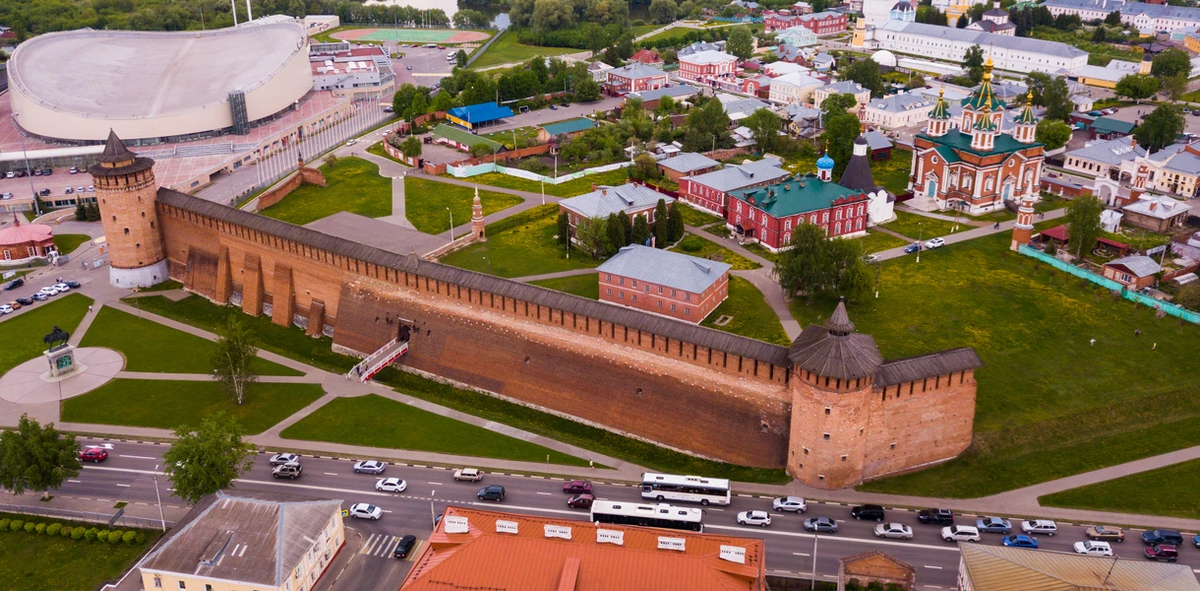 Источник: https://experience.tripster.ru/sights/kolomenskij-kreml/