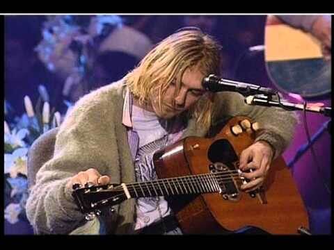 Курт Кобейн играл на дешевых инструментах, одевался дешево и жил в дешевых домах