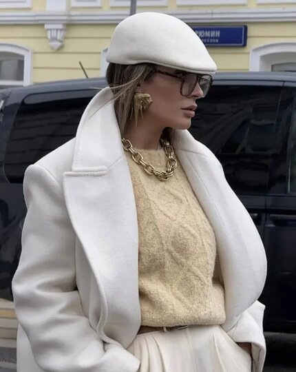    Среди колье и подвесок выбирайте варианты покрупнее.соцсети @hey_irma