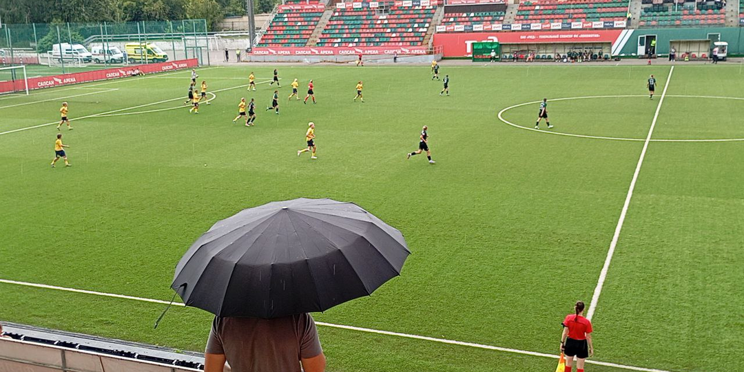 Женский футбол: мнение тренеров, за и против