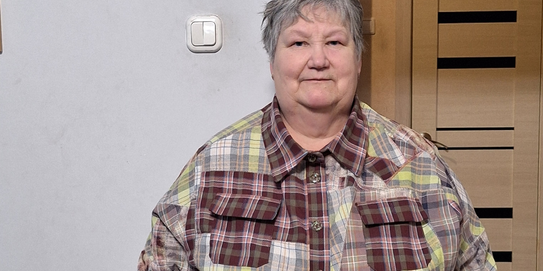 Шитьё рубашки закончилось.