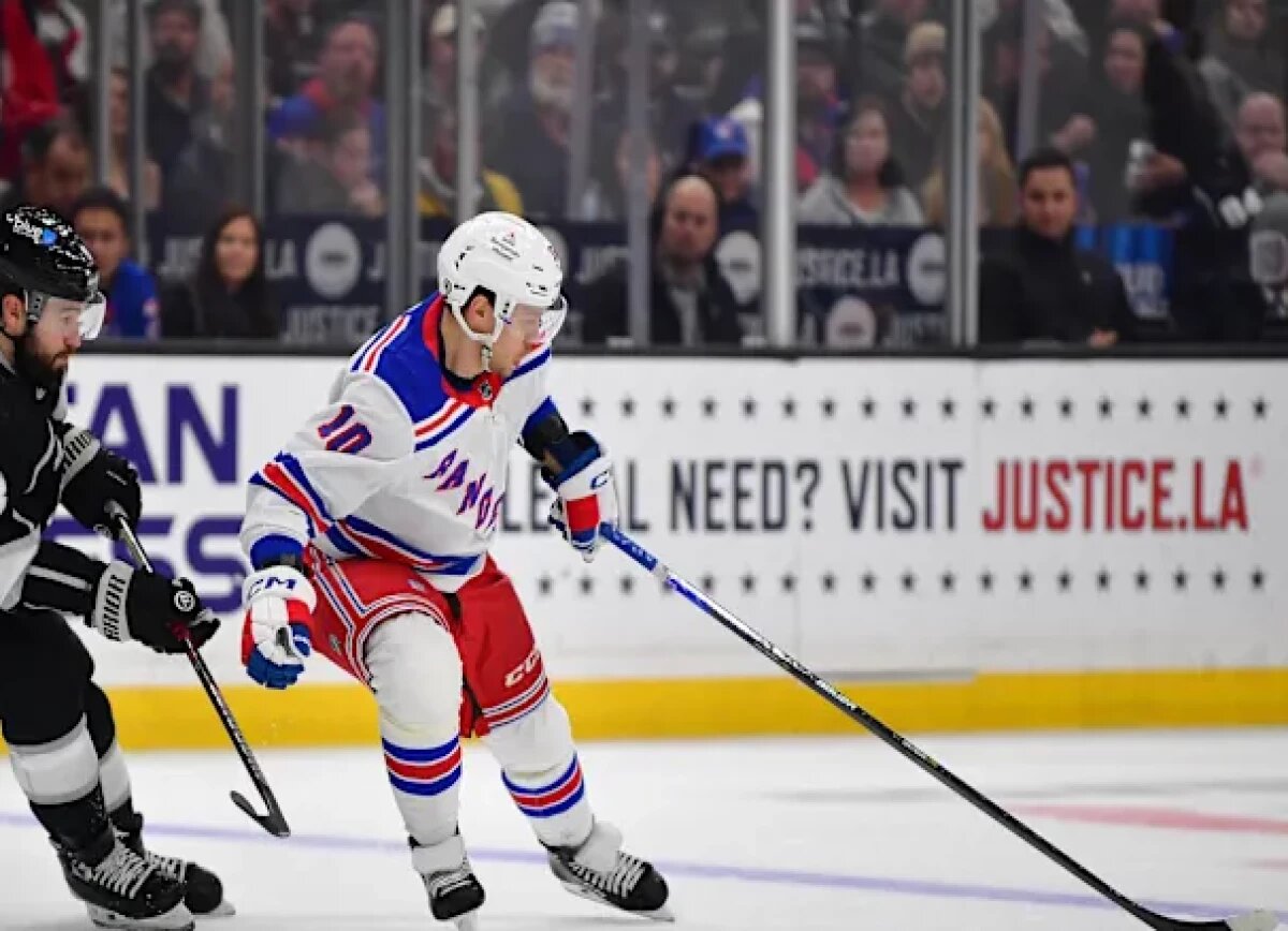     Forever Blueshirts о вариантах обмена Панарина: ключевым фактором остаётся желание самого игрока