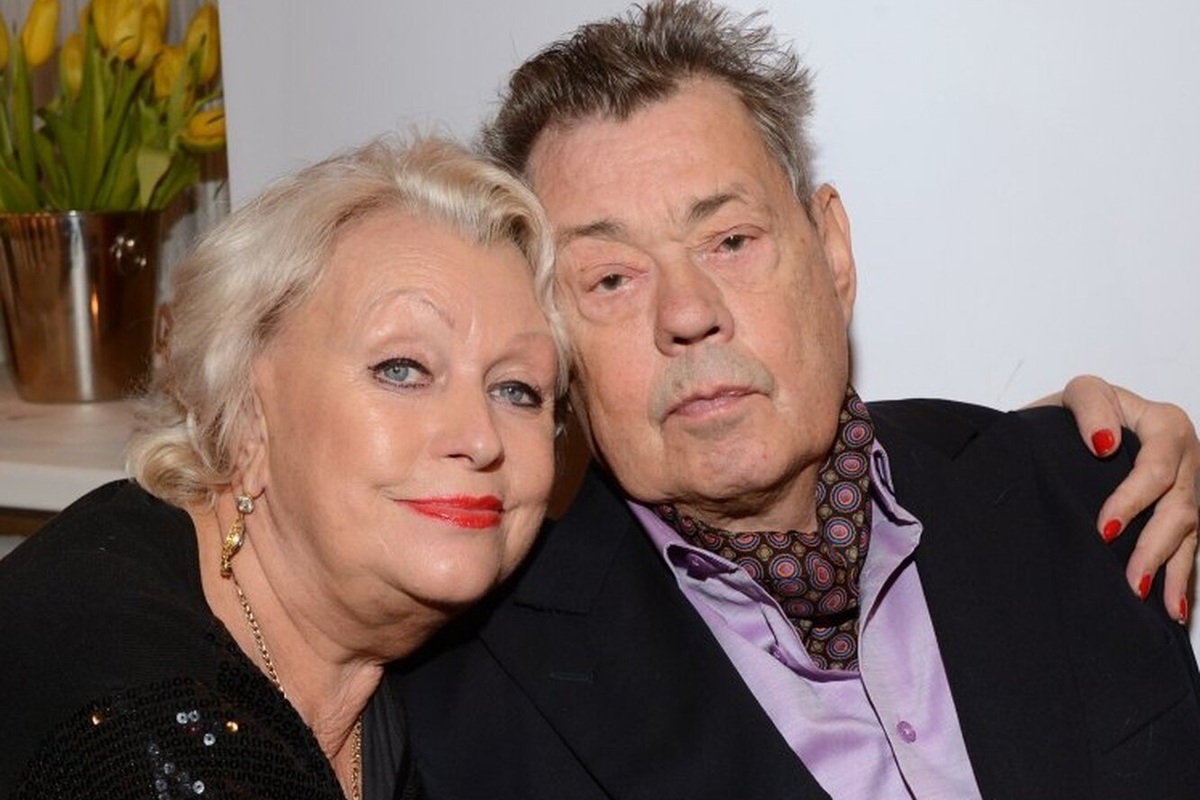 Людмила Поргина и Николай Караченцов после аварии