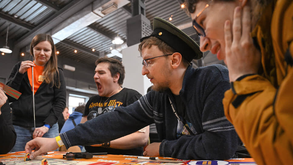 Настольная игра .📷Фото: Дмитрий Лебедев / Коммерсантъ