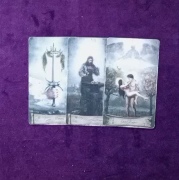 Друзья, КОНТЕНТ НОСИТ ИСКЛЮЧИТЕЛЬНО ИНФОРМАЦИОННО-РАЗВЛЕКАТЕЛЬНЫЙ ХАРАКТЕР! Помните, общие расклады предназначены для вашего саморазвития, проведения досуга! СЛУЖАТ ДЛЯ РАЗВЛЕКАТЕЛЬНЫХ И ПОЗНАВАТЕЛЬНЫХ ЦЕЛЕЙ! 💖💖💖 Важно интуитивно прочувствовать ваш ли это расклад и тогда вы непременно услышите очень и очень много лично для себя. Не всегда целиком может резонировать, включайте свою интуицию и выбирайте ту информацию, которая касается Вас ;) В раскладе выражает личное мнение автора, сказанное в видео не является личной рекомендацией. 
