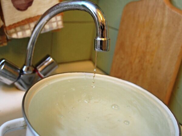 Несколько домов в Витебске из-за аварии остались без холодной воды