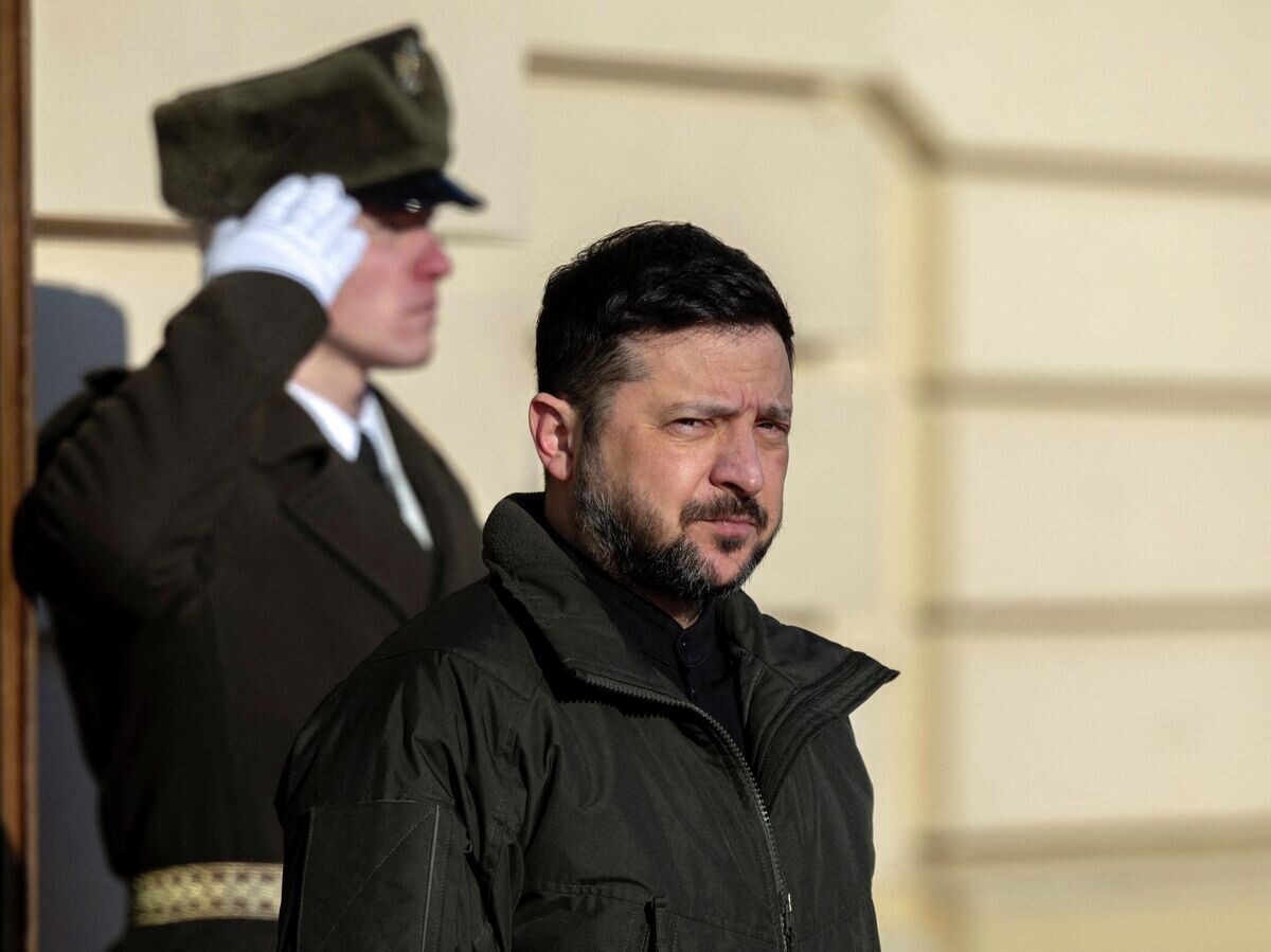    Владимир Зеленский перед встречей с Петром Павелом в Киеве | © REUTERS / Thomas Peter