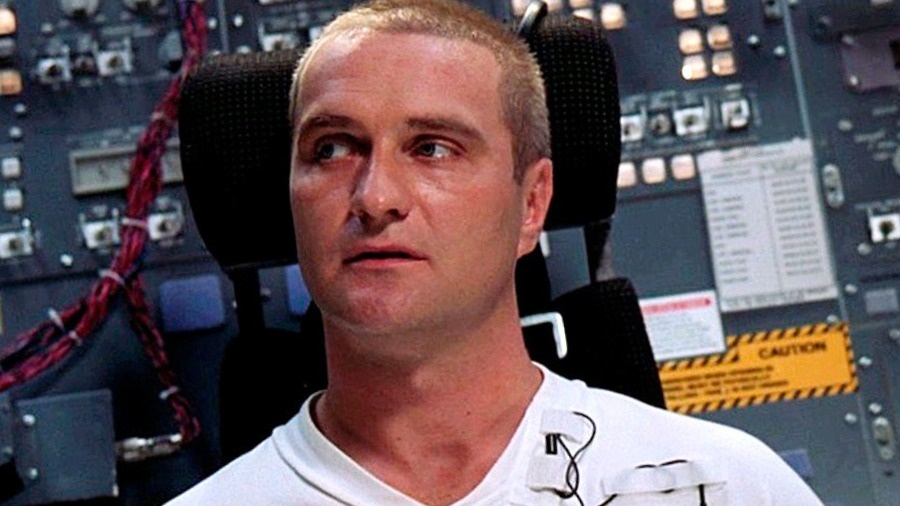 кадр из фильма "Столкновение с бездной"