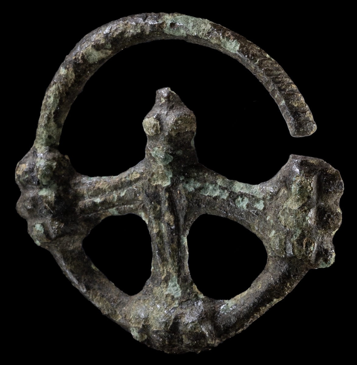 Бронзовый крест...