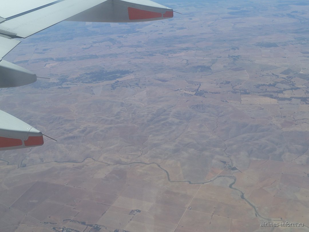    В полете над центральной Австралией
