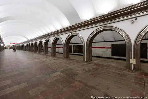 Порталы из нержавеющей стали.