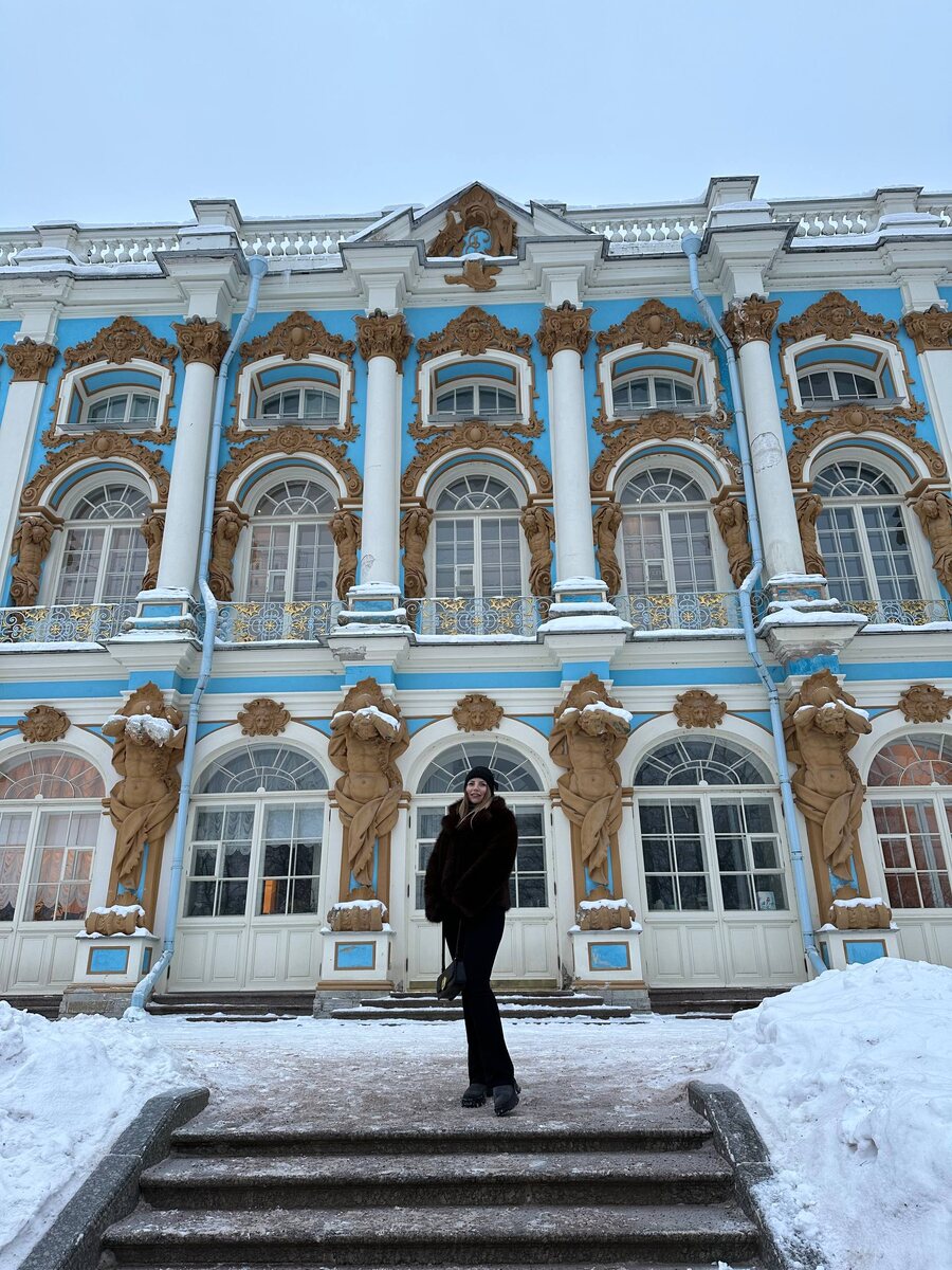 Около Екатерининского дворца 