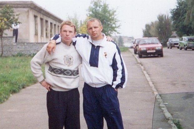    Воры в законе Владимир Клещ (Щавлик, слева) и Юрий Пичугин (Пичуга) в Минске. Фото: «Прайм Крайм»