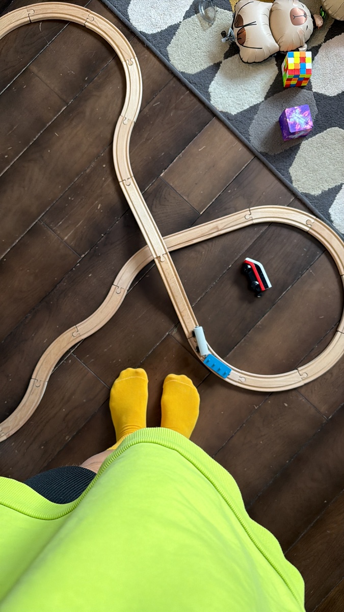 За неделю переиграли во все игрушки (!)