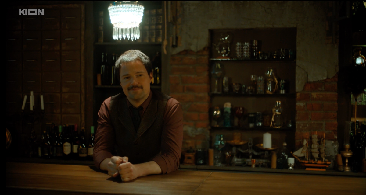 Кадр из фильма: бармен - Данила Козловский