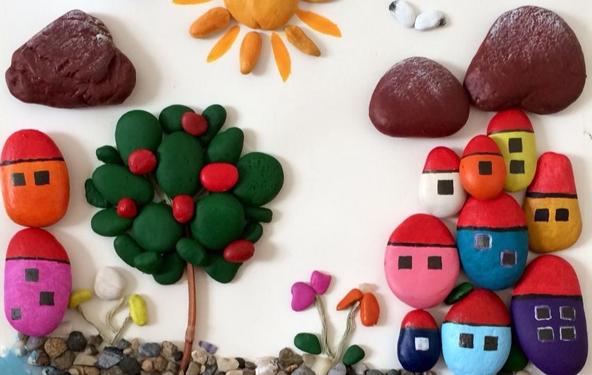 Аппликация из камушков