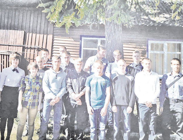 Татьяна Власова  с выпускниками техникума 2016 года