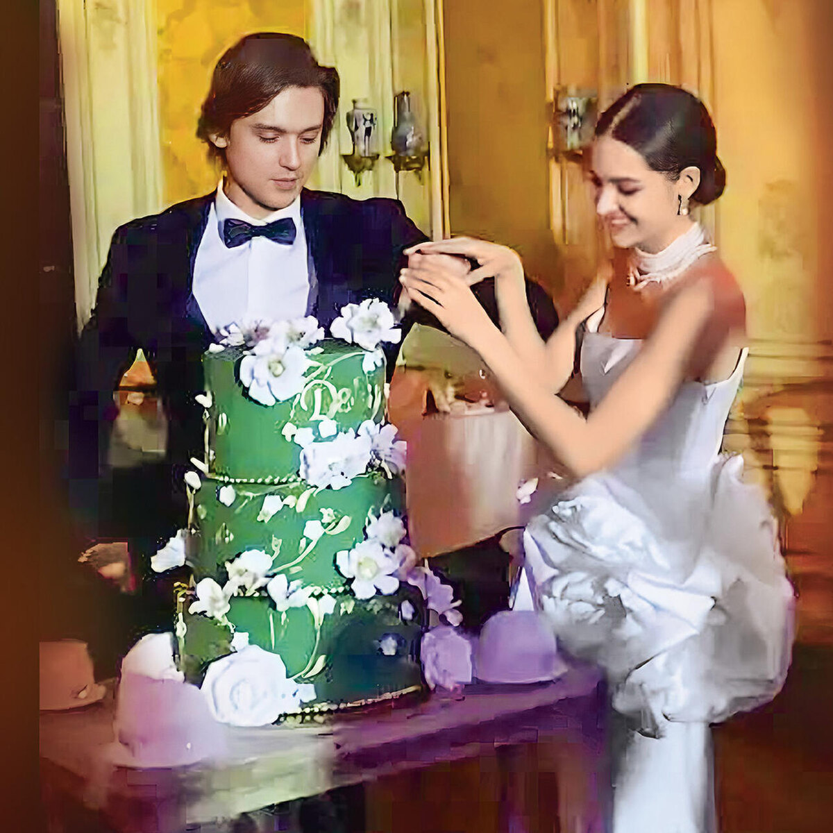    Денис Родькин и Элеонора Севенард Соцсети Элеоноры Севенард