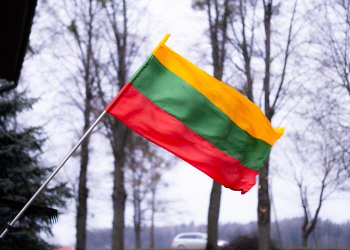 Обложка © Shutterstock / FOTODOM / dLociton