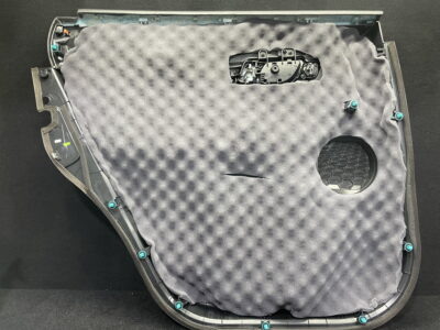 Шумоизоляция дверных карт