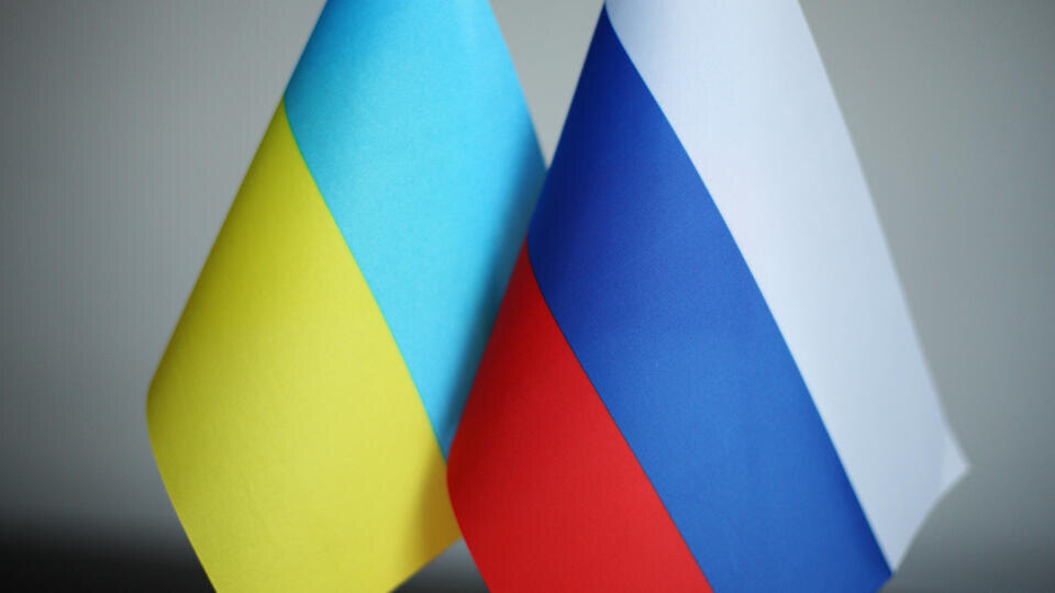     Axios: переговоры в ОАЭ приблизили встречу Путина и Зеленского ИЗВЕСТИЯ/Юлия Майорова