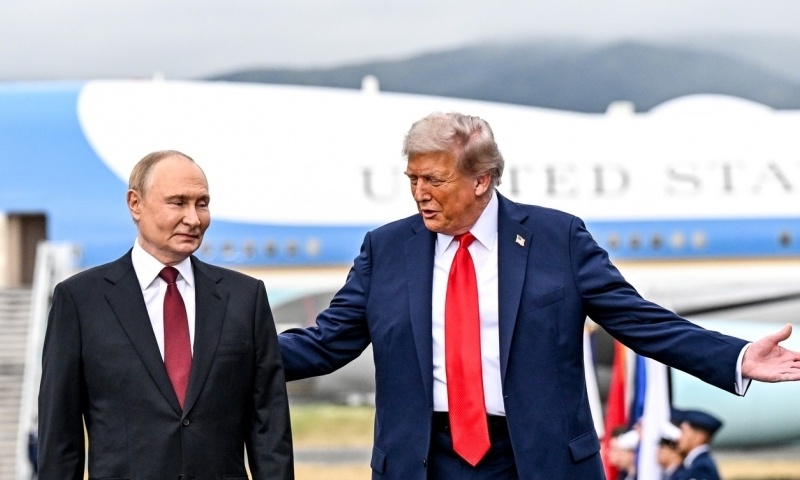    Владимир Путин и Дональд Трамп. Встреча на Аляске. Фото: kremlin.ru