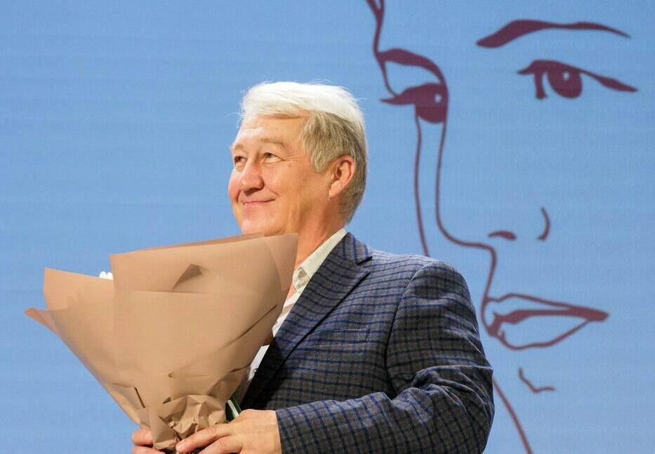 Анвар Маликов: «Это был огромный труд, и я подумал – всё, надо подводить черту. Но интерес к Сажиде Сулеймановой не спадает»Фото: пресс-служба «Татнефти»