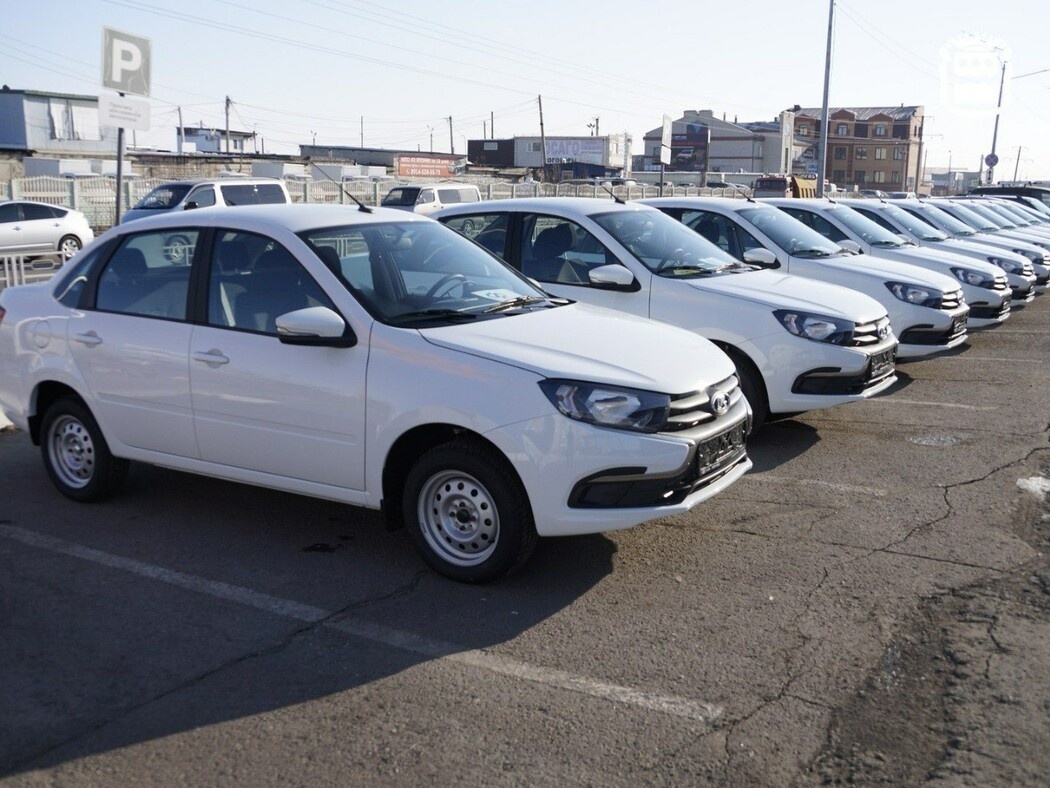 А вот она уже реальная и перспективная авто мечта, для простого народа России!