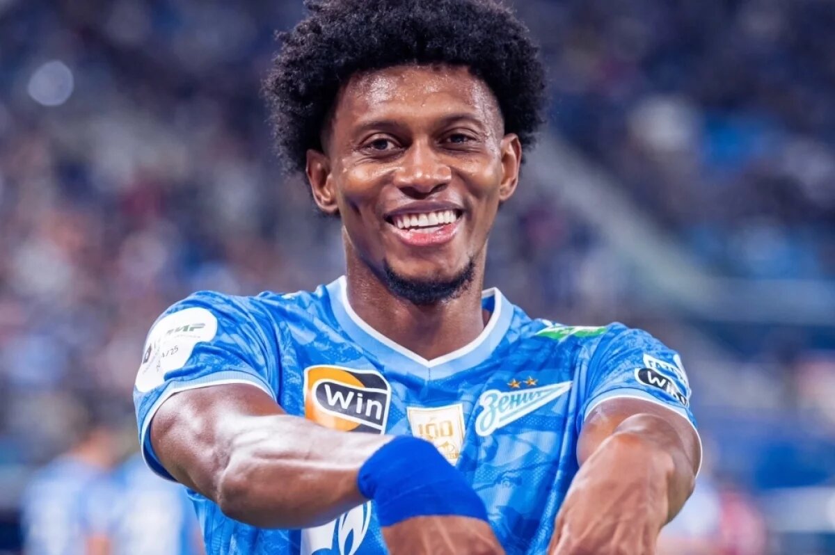    Матео Кассьерра попрощался с «Зенитом» перед переходом в бразильский клуб