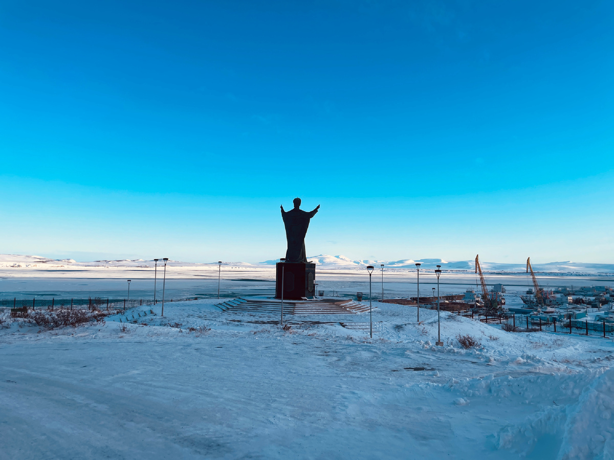 Памятник святителю Николаю Чудотворцу. Анадырь. Фото автора