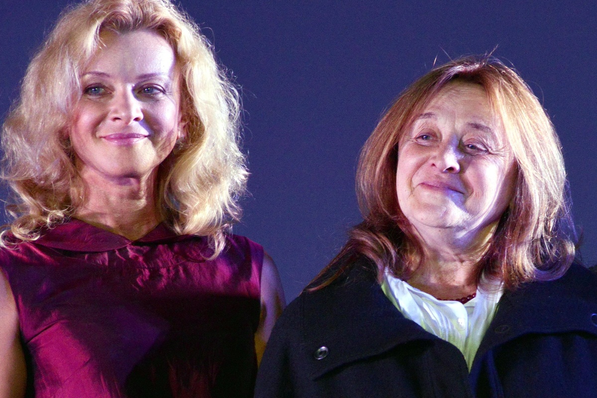     «Я обнимаю маму, когда просят»: дочь тяжелобольной Маргариты Тереховой рассказала о ее состоянии