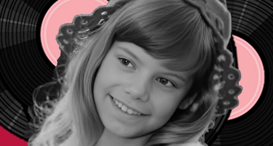 Яна Поплавская с голосом Оли Рождественской. 