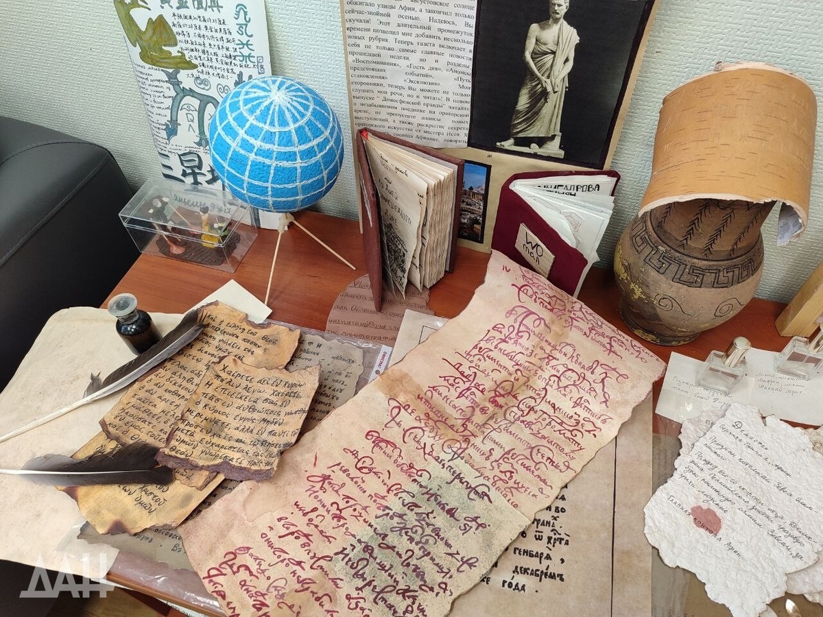    Работы студентов Григория Владимировича. Фото: Донецкое агентство новостей