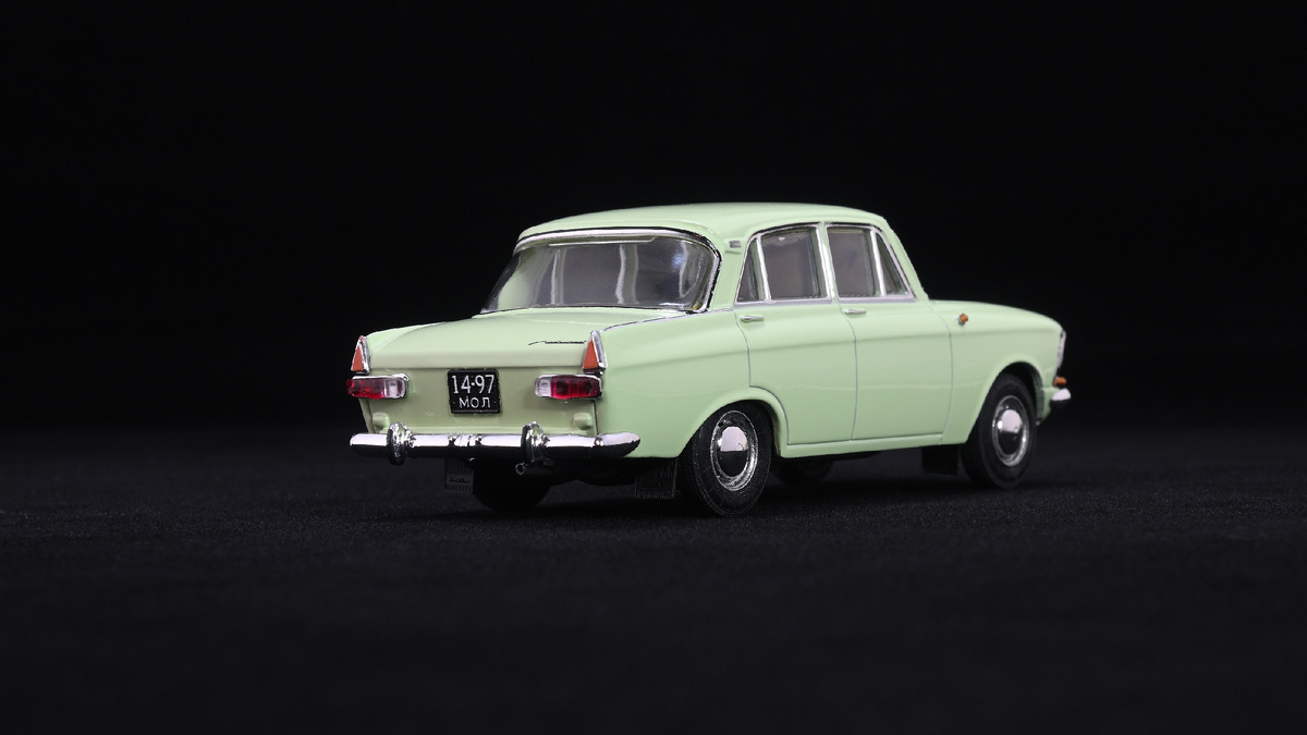 Москвич-412, IST