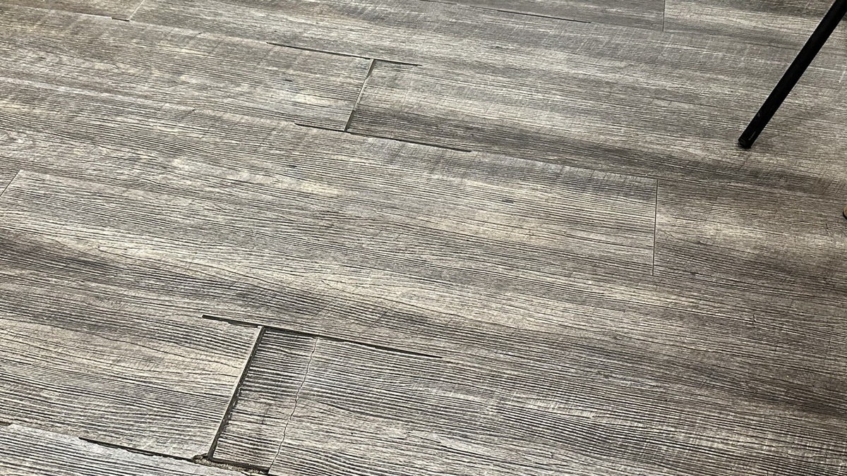 Марка на фото просуществовала на рынке РФ три года. Потом исчезла. 