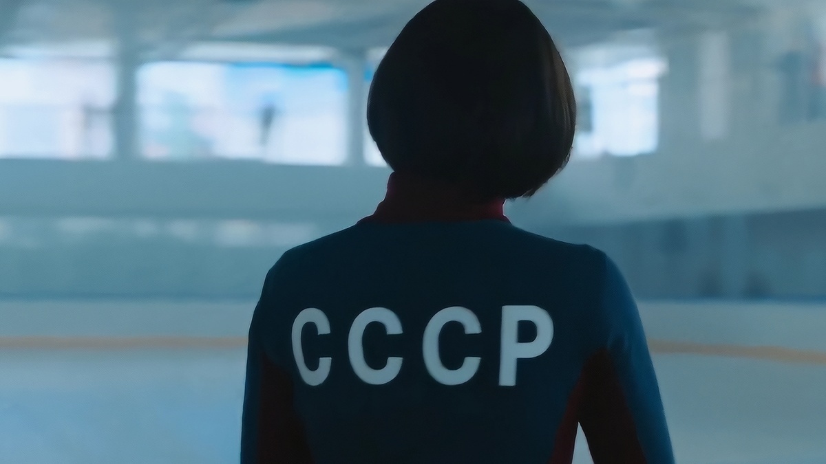 Кадр из фильма "Роднина"