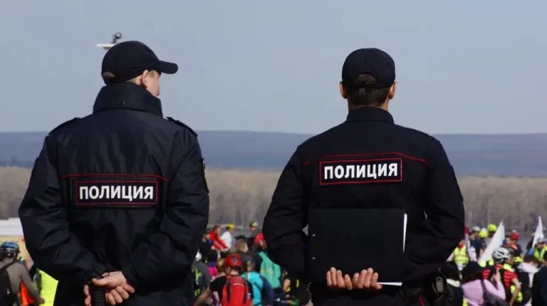 Мошенники под видом полицейских ходят в Самаре по квартирам и снимают биометрию