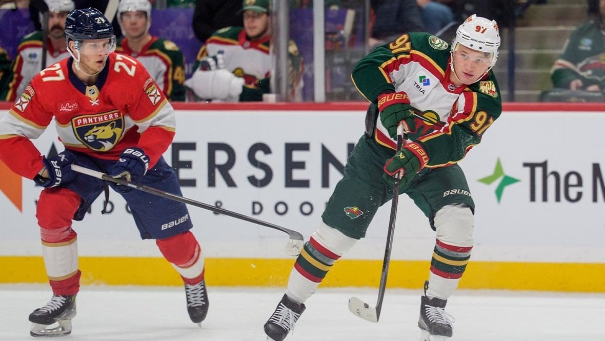    Кирилл Капризов (справа).Imagn Images USA Today Sports