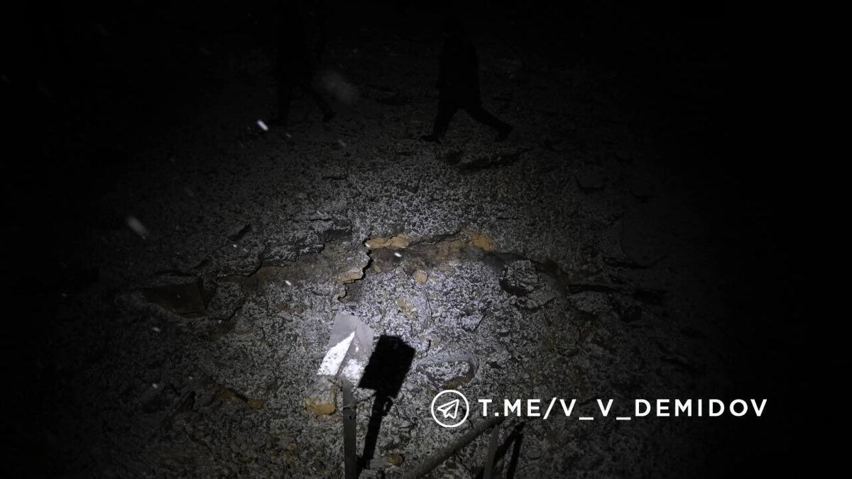 Энергетики устраняют последствия крупнейшего обстрела Белгорода. Фото: Валентин Демидов