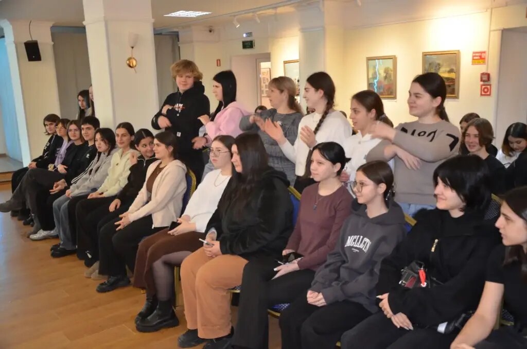 Листайте вправо, чтобы увидеть больше изображений