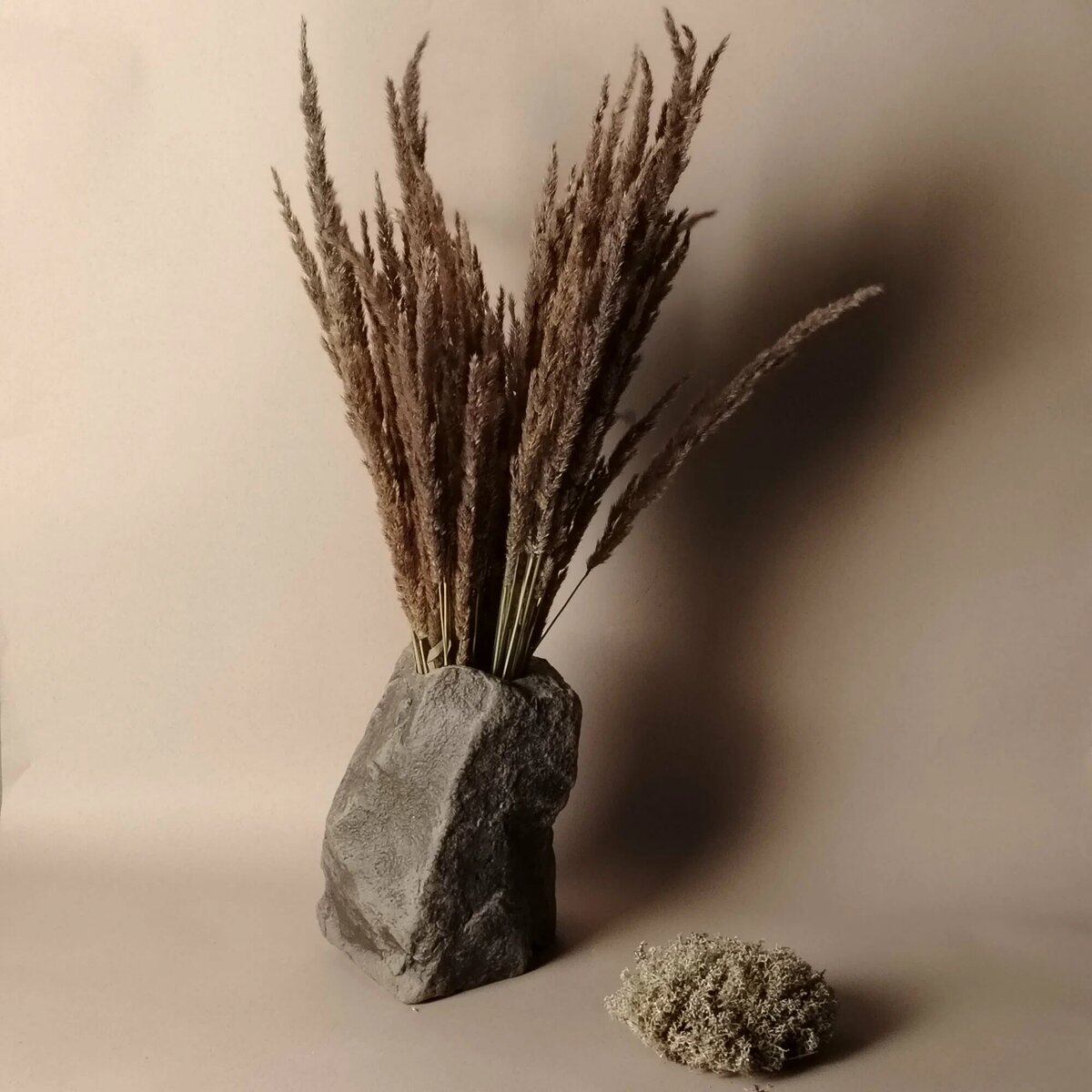 Ваза под сухоцветы